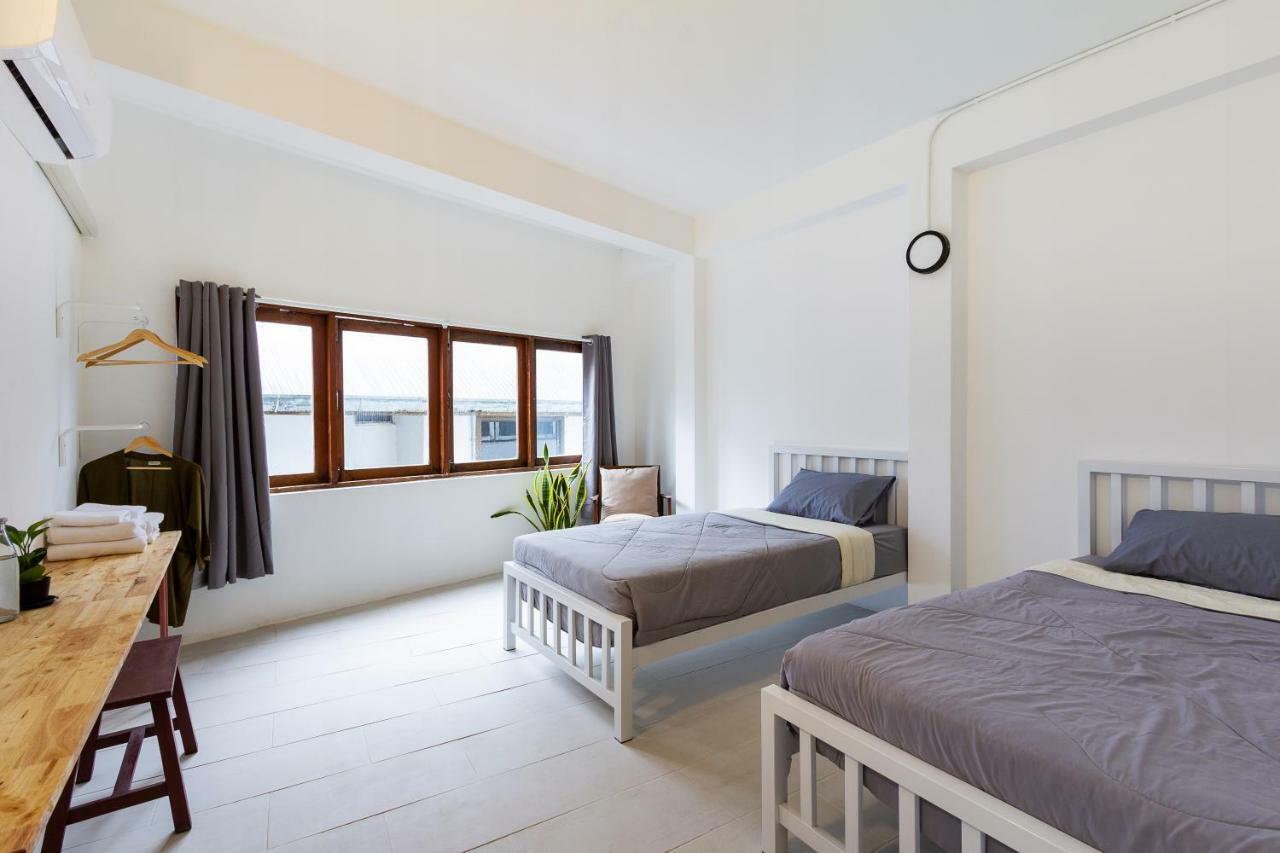 Bed and Breakfast The Localist Chiangmai (Adults Only) Чиангмай Экстерьер фото
