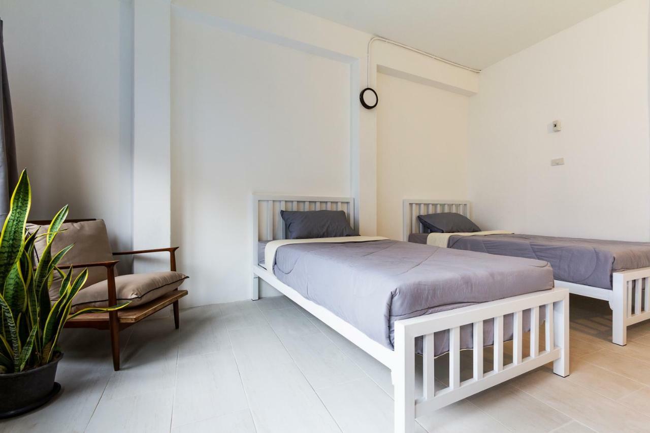 Bed and Breakfast The Localist Chiangmai (Adults Only) Чиангмай Экстерьер фото